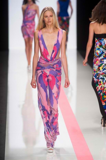 Quirine Engel shows Paris S/S 2014 Leonard